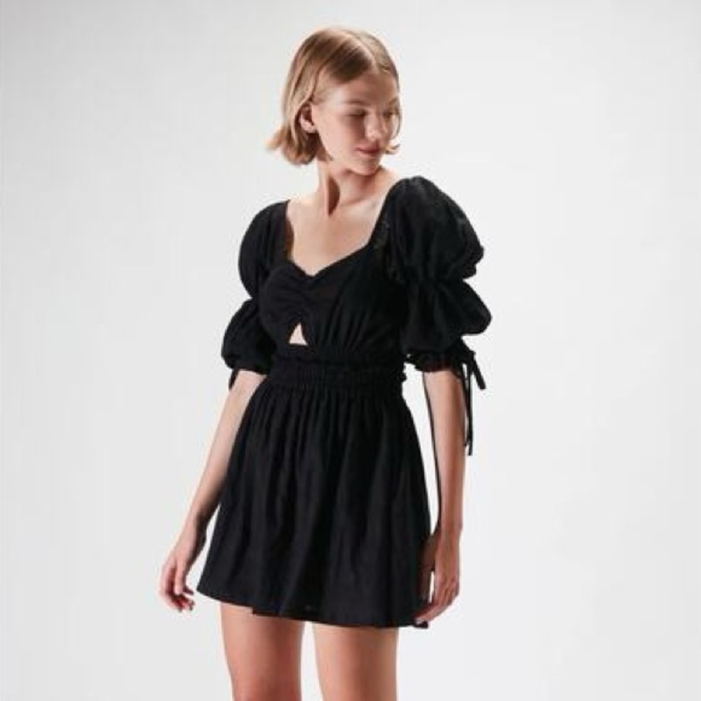 RUE STIIC Black Puff Sleeve Mini Dress